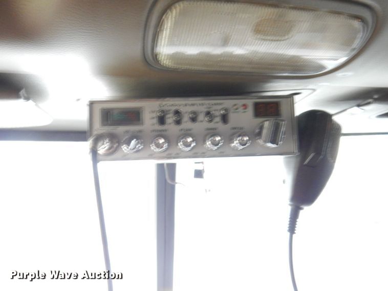 image for item JL9776 2008 Peterbilt 388  semi truck