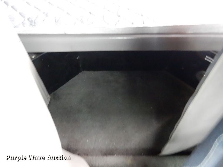 image for item JL9776 2008 Peterbilt 388  semi truck