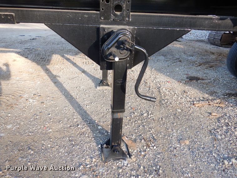 image for item JL9876 1982 Clement  end dump trailer