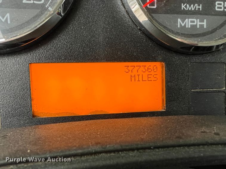 image for item JU9733 2014 International ProStar 122  semi truck