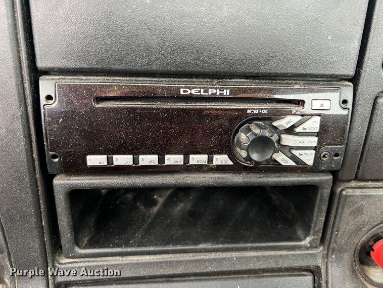 image for item JU9733 2014 International ProStar 122  semi truck