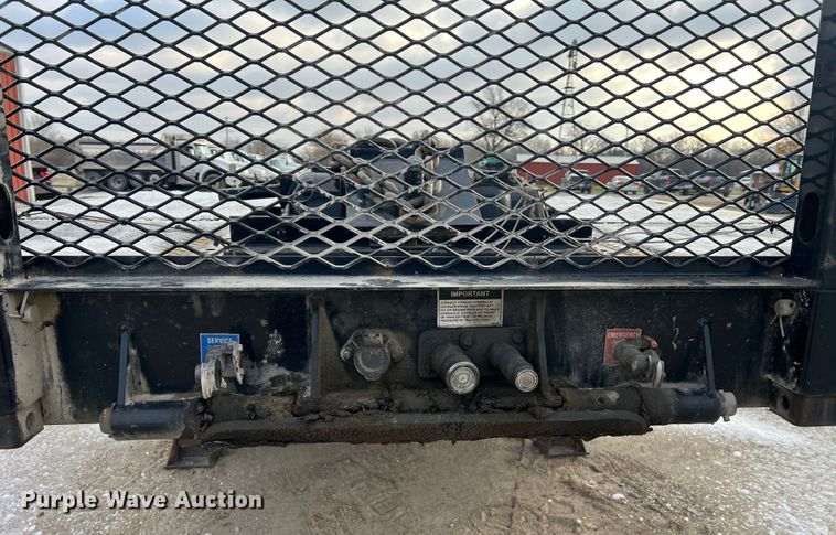 image for item JU9863 2013 Landoll 440L  drop tilt deck equipment trailer