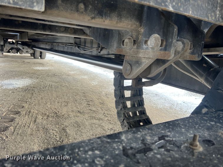 image for item JU9863 2013 Landoll 440L  drop tilt deck equipment trailer