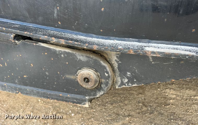 image for item JU9863 2013 Landoll 440L  drop tilt deck equipment trailer