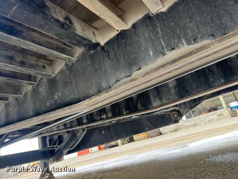 image for item JU9863 2013 Landoll 440L  drop tilt deck equipment trailer