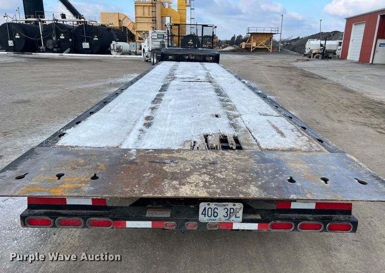 image for item JU9863 2013 Landoll 440L  drop tilt deck equipment trailer