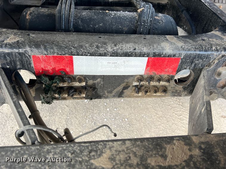 image for item JU9863 2013 Landoll 440L  drop tilt deck equipment trailer