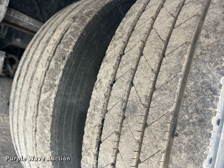 image for item JU9863 2013 Landoll 440L  drop tilt deck equipment trailer