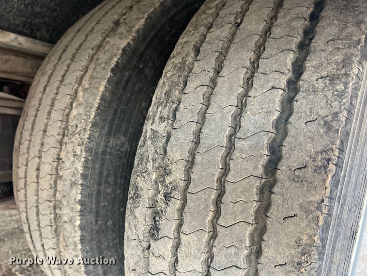 image for item JU9863 2013 Landoll 440L  drop tilt deck equipment trailer