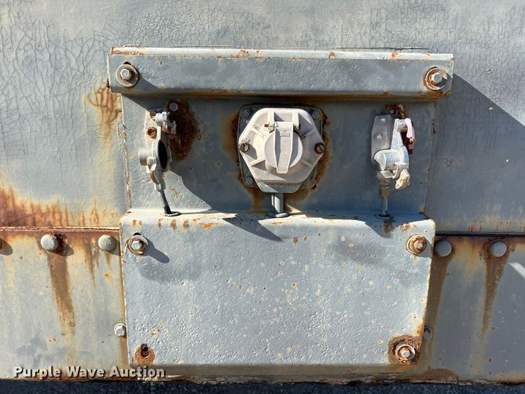 image for item JV9468 1998 Nu Van  dry van trailer