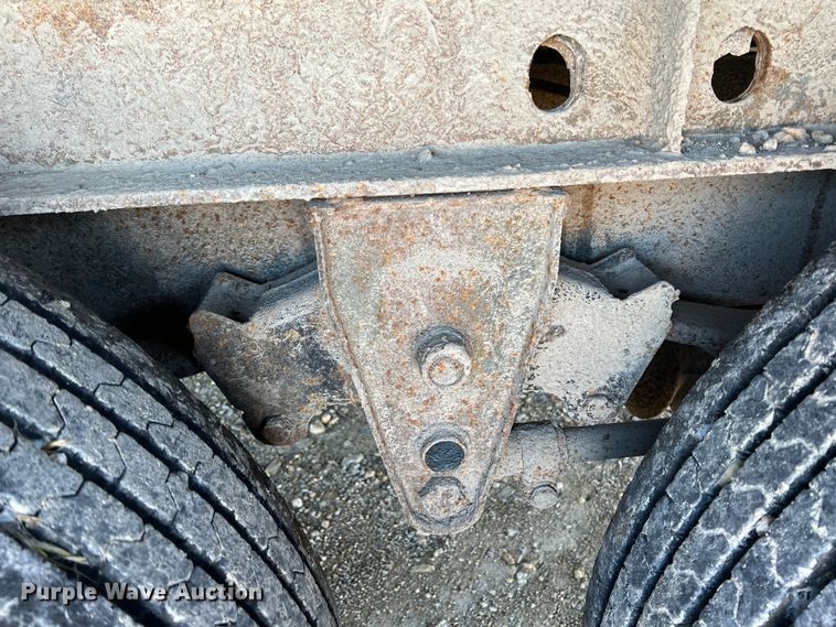 image for item JV9468 1998 Nu Van  dry van trailer