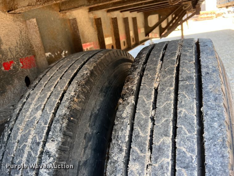 image for item JV9468 1998 Nu Van  dry van trailer