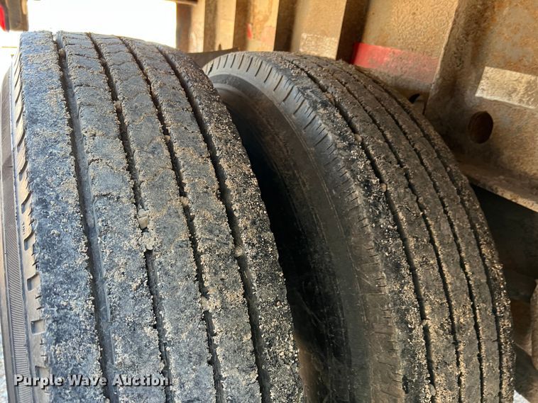 image for item JV9468 1998 Nu Van  dry van trailer