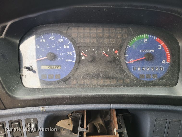 image for item JW9879 2007 Hino 268  box truck