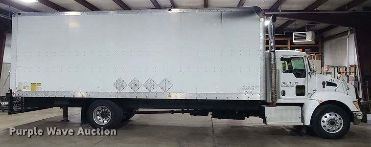 image for item JW9880 2009 Kenworth T370  box truck