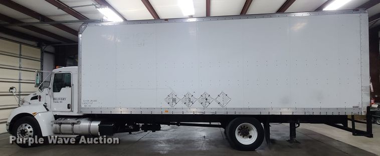 image for item JW9880 2009 Kenworth T370  box truck