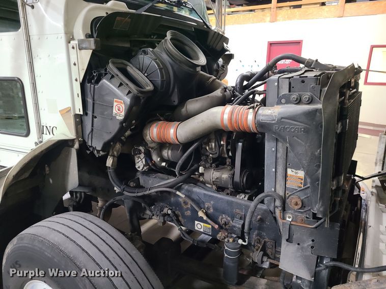 image for item JW9880 2009 Kenworth T370  box truck