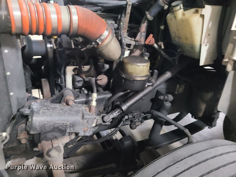 image for item JW9880 2009 Kenworth T370  box truck