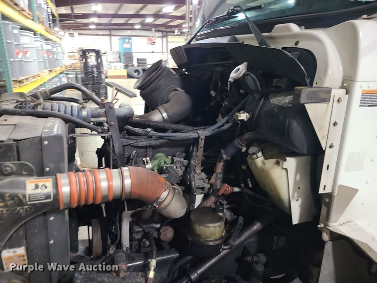 image for item JW9880 2009 Kenworth T370  box truck