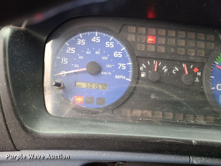 image for item JW9881 2007 Hino 268  box truck