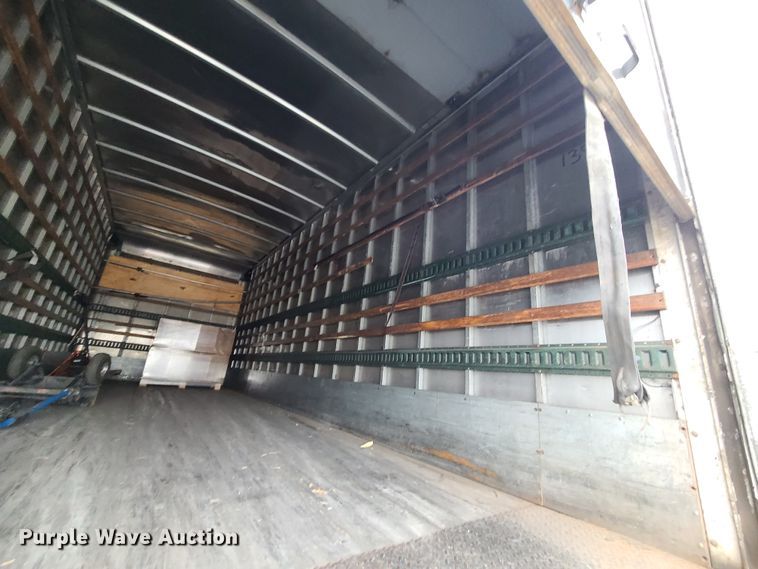 image for item JW9881 2007 Hino 268  box truck