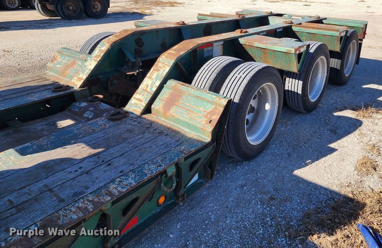 image for item KC9412 2010 Trail King TK110HDG-533  lowboy equipment trailer