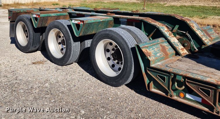 image for item KC9412 2010 Trail King TK110HDG-533  lowboy equipment trailer