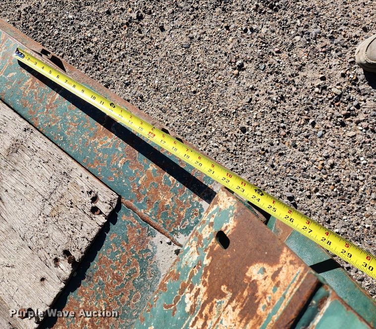 image for item KC9412 2010 Trail King TK110HDG-533  lowboy equipment trailer