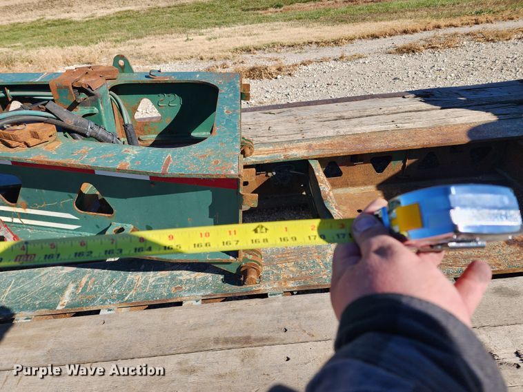 image for item KC9412 2010 Trail King TK110HDG-533  lowboy equipment trailer