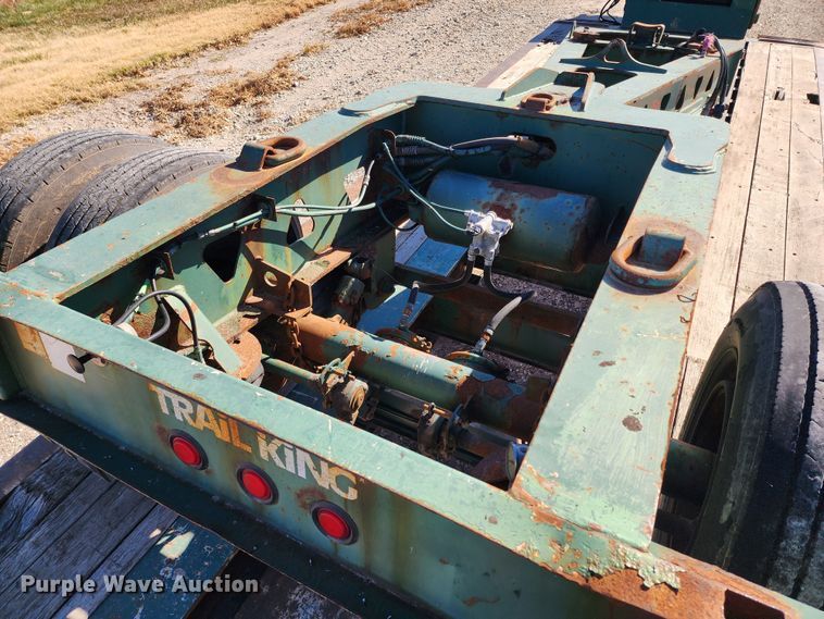 image for item KC9412 2010 Trail King TK110HDG-533  lowboy equipment trailer