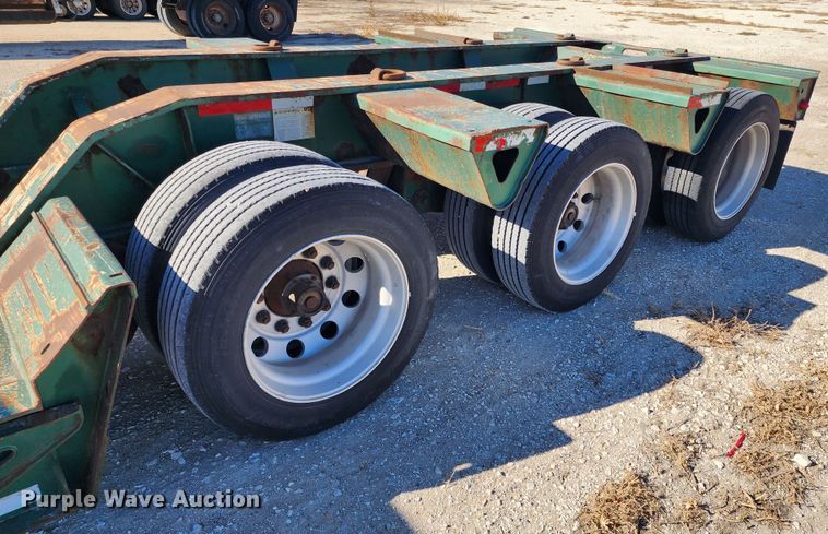 image for item KC9412 2010 Trail King TK110HDG-533  lowboy equipment trailer