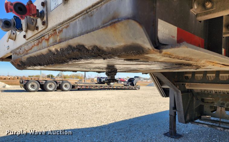 image for item KC9413 2015 Wilson CD-1080  drop deck equipment trailer