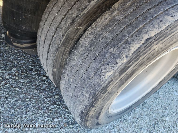 image for item KC9413 2015 Wilson CD-1080  drop deck equipment trailer