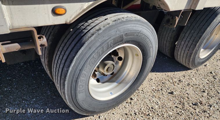 image for item KC9413 2015 Wilson CD-1080  drop deck equipment trailer