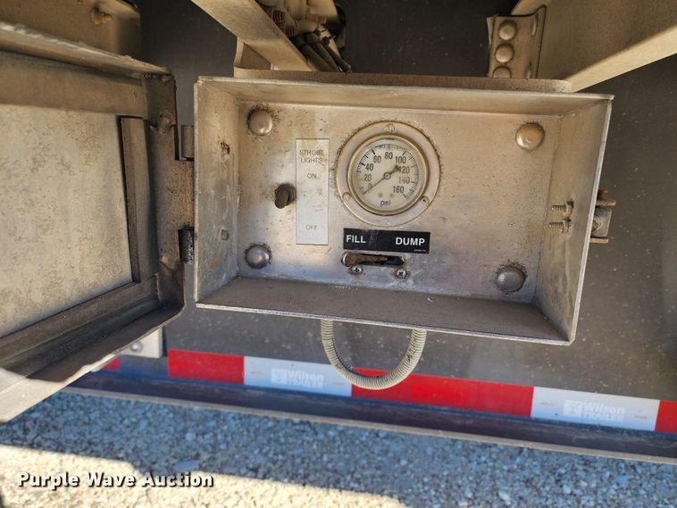 image for item KC9413 2015 Wilson CD-1080  drop deck equipment trailer