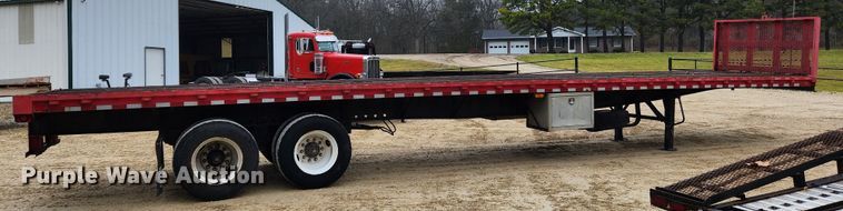 image for item KT9556 1989 Great Dane GPS-245  flatbed trailer