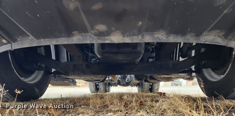 image for item KT9584 2014 Freightliner Cascadia  semi truck