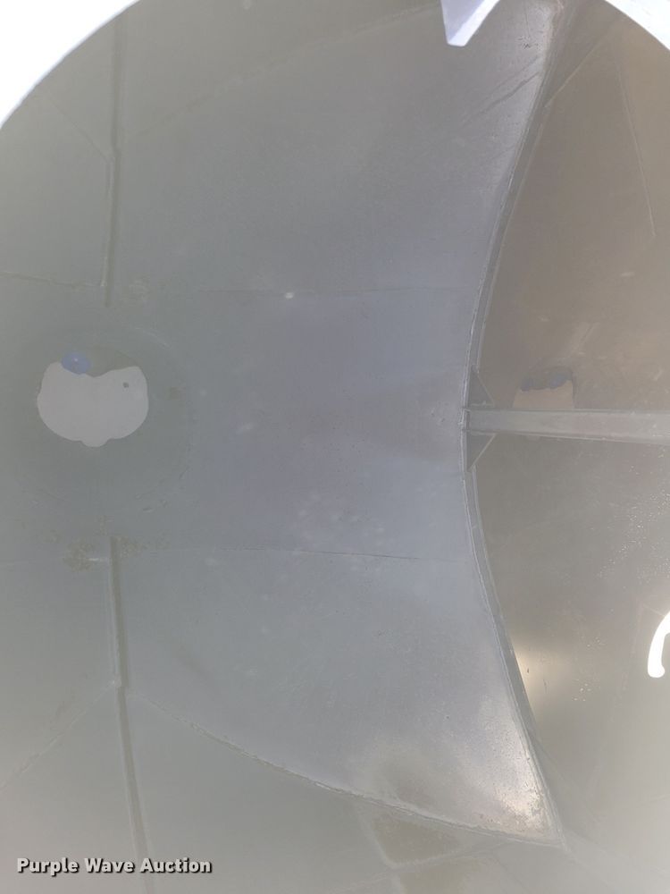 image for item LG9362 1976 Fruehauf  pneumatic dry bulk trailer