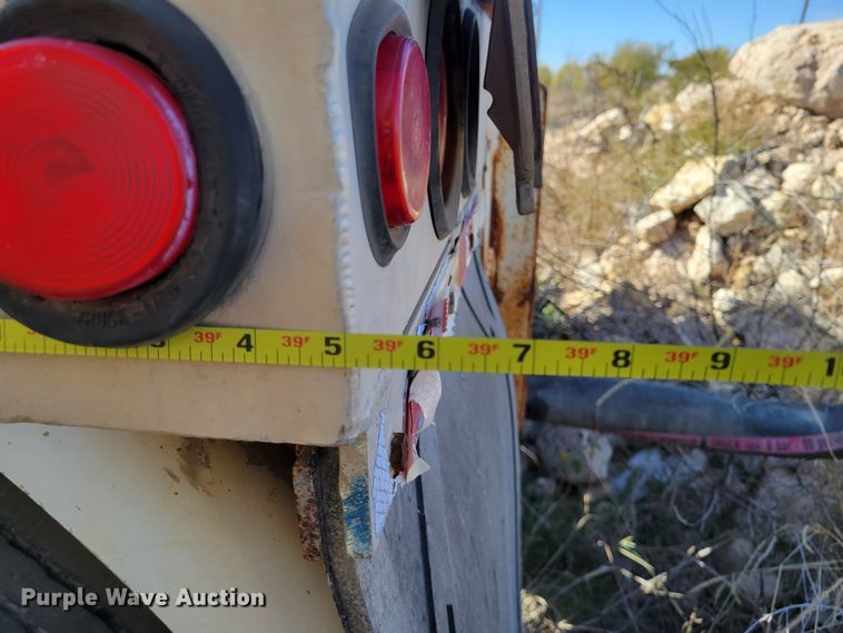 image for item LG9362 1976 Fruehauf  pneumatic dry bulk trailer