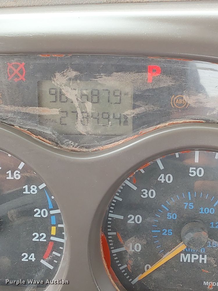 image for item LG9365 2003 Mack CH613  semi truck