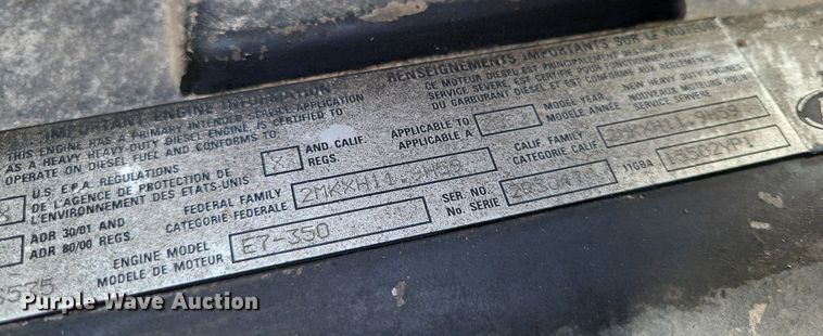 image for item LG9365 2003 Mack CH613  semi truck