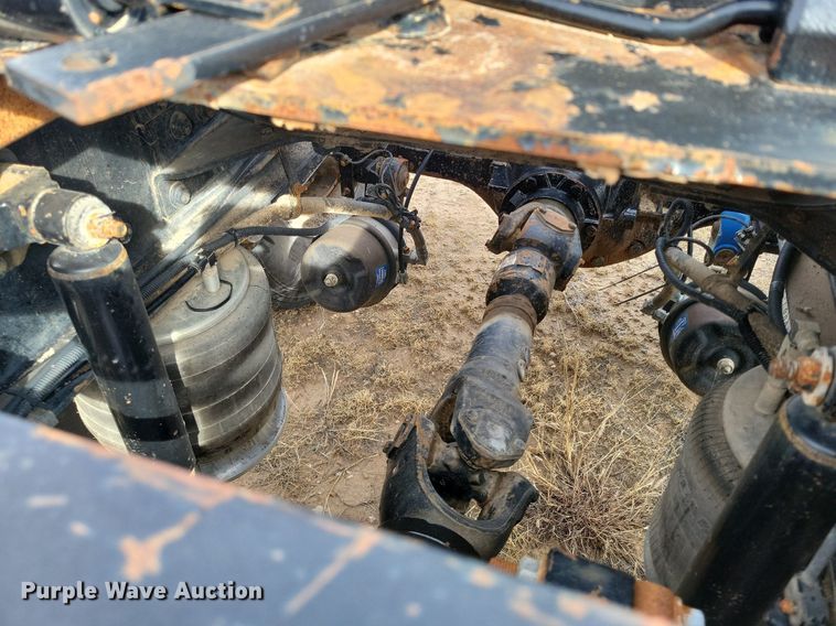 image for item LG9366 2003 Mack CH613  semi truck