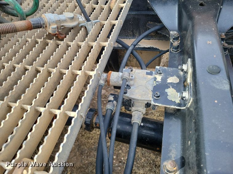 image for item LG9366 2003 Mack CH613  semi truck