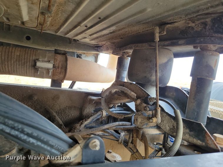 image for item LG9366 2003 Mack CH613  semi truck