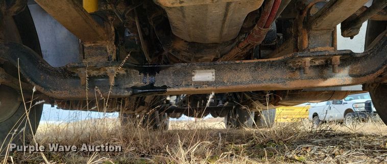 image for item LG9366 2003 Mack CH613  semi truck