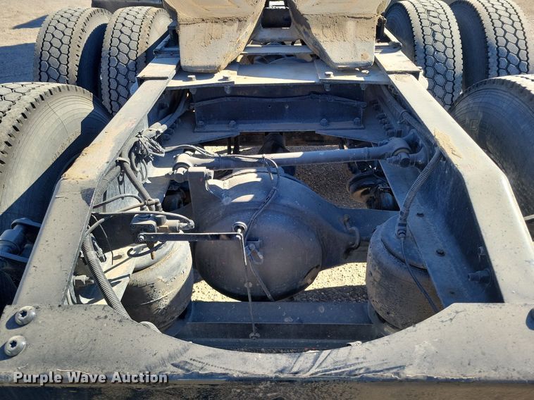 image for item LG9378 2007 Peterbilt 379 semi truck