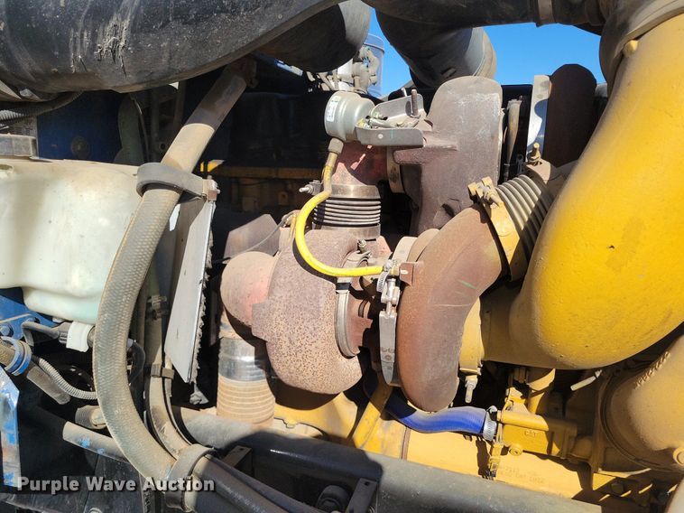 image for item LG9378 2007 Peterbilt 379 semi truck