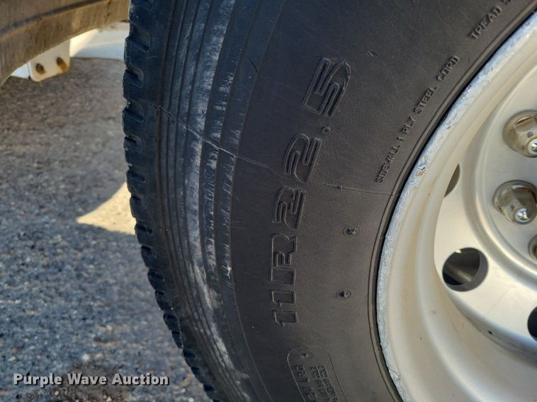 image for item LG9378 2007 Peterbilt 379 semi truck