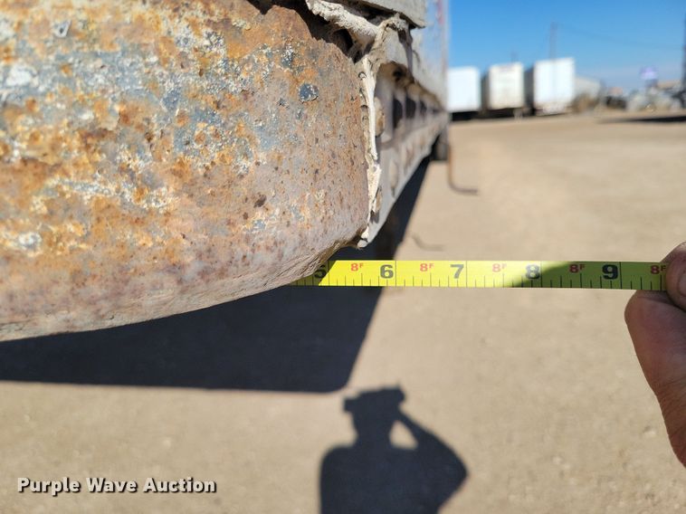 image for item LG9381 2000 Wabash National  dry van trailer