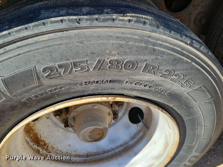 image for item LG9381 2000 Wabash National  dry van trailer